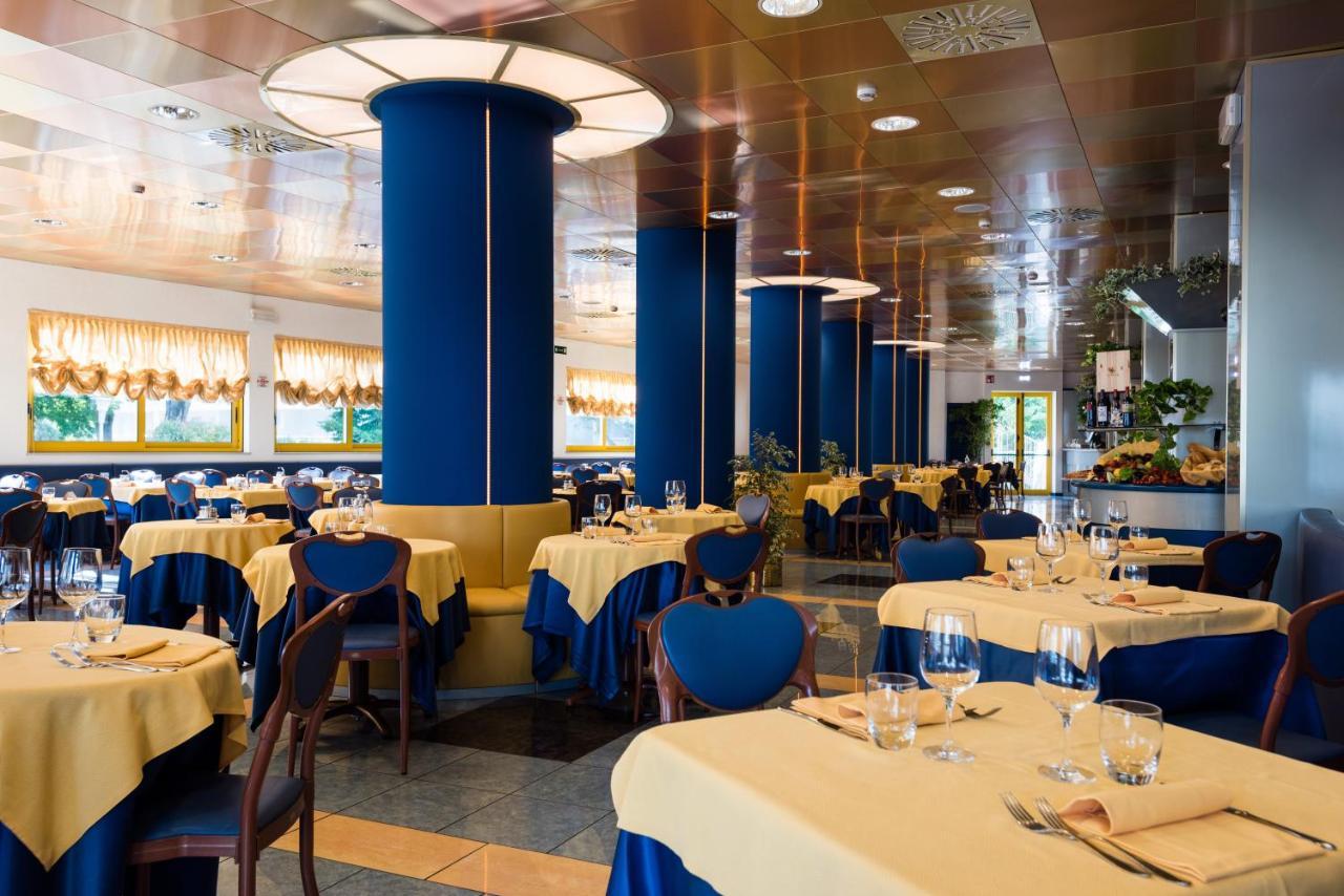 Hotel Luna Bibione Esterno foto
