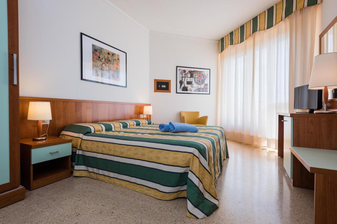 Hotel Luna Bibione Esterno foto